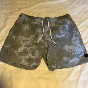 RVCA 5 inch inseam tye dye shorts